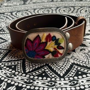 Pistil Belt